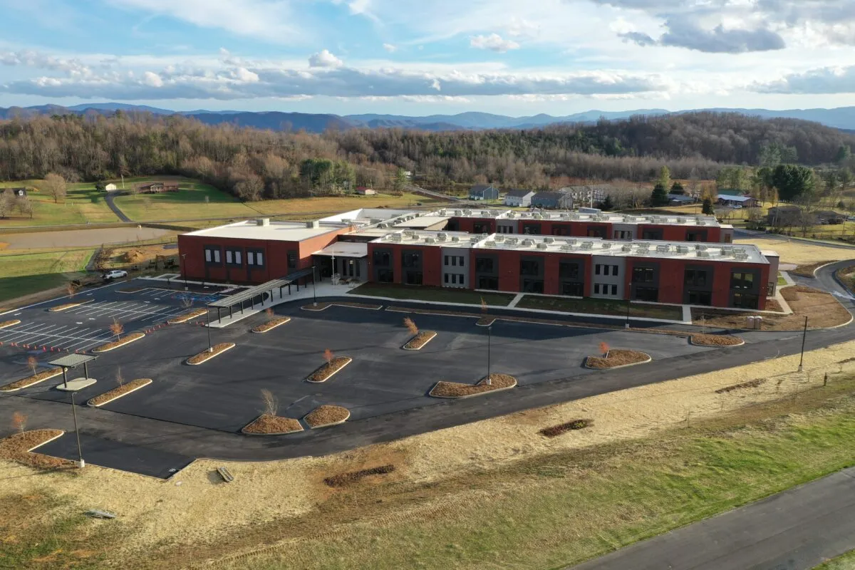Jonesborough-School-Ribbon-Cutting-Photo